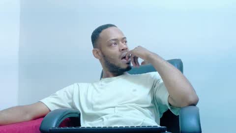 Snapshot of neytanmalcon chatting on December 22, 2025, 11:02 pm neytanmalcon online show from December 22, 2025, 11:02 pm