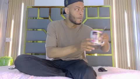 Snapshot of neytanmalcon chatting on February 7, 2026, 6:55 pm neytanmalcon online show from February 7, 2026, 6:55 pm