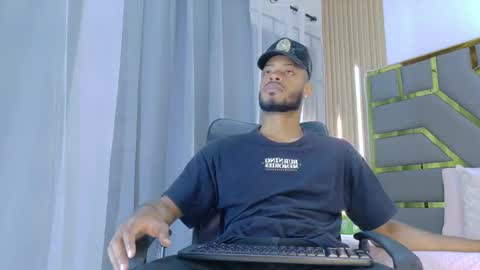 Snapshot of neytanmalcon chatting on February 27, 2026, 6:08 pm neytanmalcon online show from February 27, 2026, 6:08 pm