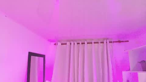 Snapshot of nezo_ chatting on April 25, 2026, 2:25 am Angie Instagram angie julianac add me online show from April 25, 2026, 2:25 am