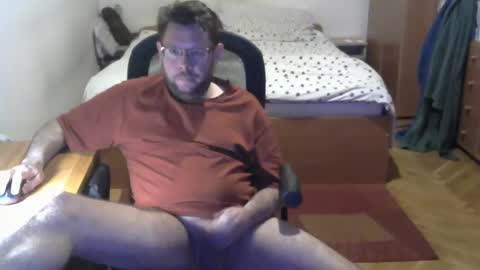 nezoss online show from May 23, 2026, 5:39 pm