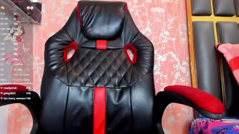 Snapshot of nezuko_mitsuri chatting on January 25, 2025, 7:49 pm NEZUKO MITSURI online show from January 25, 2025, 7:49 pm