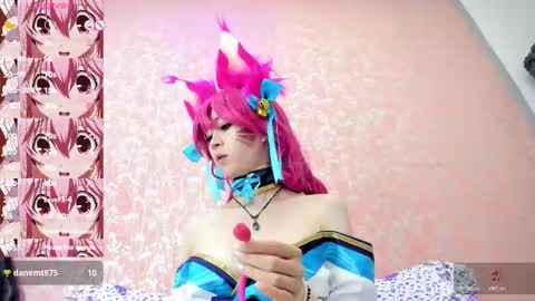 Snapshot of nezuko_mitsuri chatting on October 17, 2025, 5:59 pm NEZUKO MITSURI online show from October 17, 2025, 5:59 pm