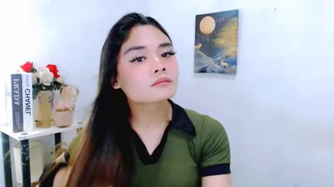 Snapshot of nhicolehollywood chatting on April 19, 2026, 12:54 am hottie nicole online show from April 19, 2026, 12:54 am