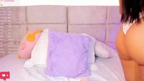 Snapshot of nia20_ chatting on April 18, 2026, 12:53 pm Nia online show from April 18, 2026, 12:53 pm