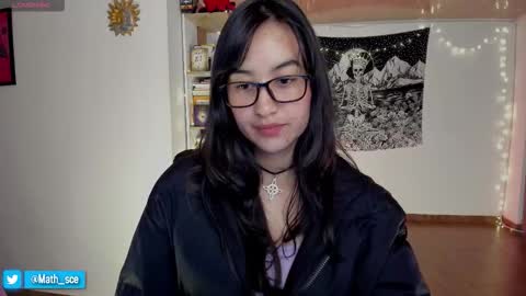 Snapshot of nia_blaze chatting on December 16, 2025, 7:52 pm Nia online show from December 16, 2025, 7:52 pm