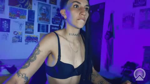 Snapshot of niahhierodula chatting on June 23, 2026, 10:08 pm niah online show from June 23, 2026, 10:08 pm