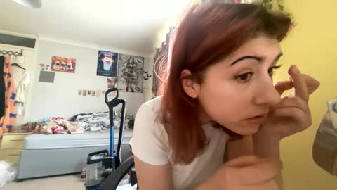 niarosemaryy online show from March 17, 2026, 12:08 pm