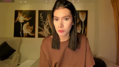 Snapshot of niasalvatore chatting on April 19, 2026, 5:23 pm Call me Nia online show from April 19, 2026, 5:23 pm