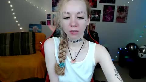 Snapshot of nica_kawaii chatting on August 5, 2026, 1:25 pm nica_kawaii online show from August 5, 2026, 1:25 pm