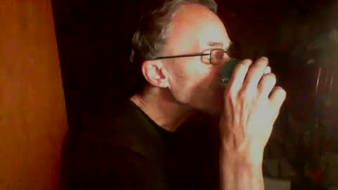 Snapshot of nice6body chatting on May 8, 2026, 10:48 pm nice6body online show from May 8, 2026, 10:48 pm
