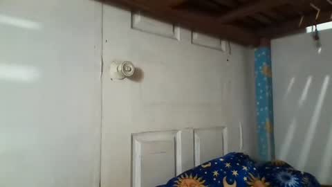 Snapshot of niceasianpussy chatting on October 15, 2025, 4:01 am niceasianpussy online show from October 15, 2025, 4:01 am