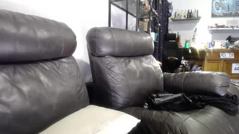 niceasscammo69 online show from September 15, 2025, 1:22 pm