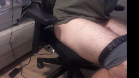 niceeggs0815 online show from November 25, 2025, 6:24 am