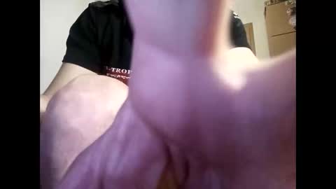 nicefuck0077 online show from April 15, 2026, 11:16 pm