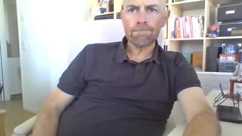 Snapshot of niceguydate chatting on November 6, 2025, 1:23 pm niceguydate online show from November 6, 2025, 1:23 pm