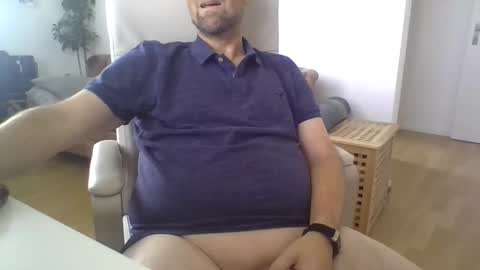 Snapshot of niceguydate chatting on November 8, 2025, 10:59 am niceguydate online show from November 8, 2025, 10:59 am