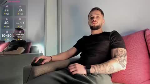 Nicholassx online show from November 30, 2025, 2:43 pm