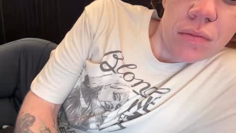 Snapshot of nicholerosex chatting on September 29, 2025, 6:18 am nicholerosex online show from September 29, 2025, 6:18 am