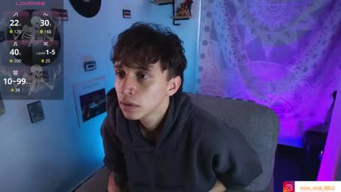 Nico online show from November 26, 2025, 6:31 pm