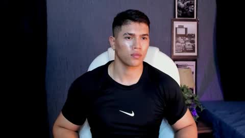 Snapshot of nick_fenix chatting on September 17, 2025, 8:38 am nick fenix online show from September 17, 2025, 8:38 am