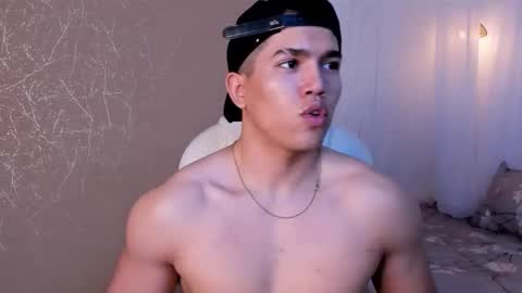 Snapshot of nick_fenix chatting on November 11, 2025, 4:01 am nick fenix online show from November 11, 2025, 4:01 am