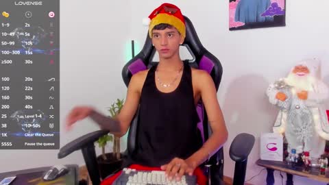 Snapshot of nick_greey chatting on December 15, 2024, 10:15 pm Frank online show from December 15, 2024, 10:15 pm