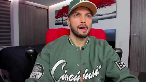 Nick Klaus online show from November 6, 2025, 11:26 pm