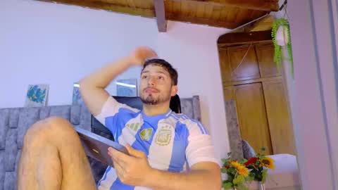 Snapshot of nick_moss_ chatting on February 10, 2026, 11:03 am nick_moss_ online show from February 10, 2026, 11:03 am