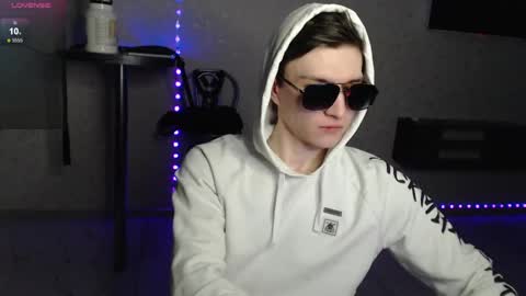 Nick online show from February 4, 2025, 12:51 am