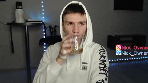 Nick online show from February 18, 2025, 1:33 pm