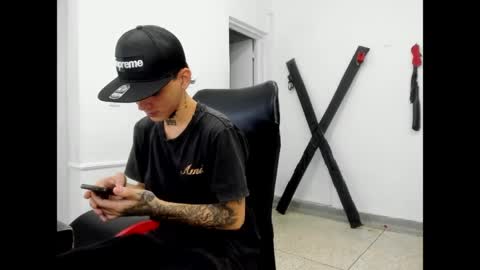 Snapshot of nick_straightboy chatting on May 5, 2026, 7:55 pm Nick online show from May 5, 2026, 7:55 pm