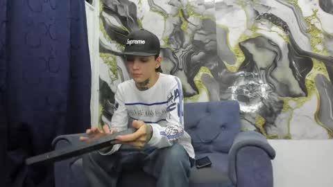 Snapshot of nick_straightboy chatting on May 30, 2026, 5:26 am Nick online show from May 30, 2026, 5:26 am