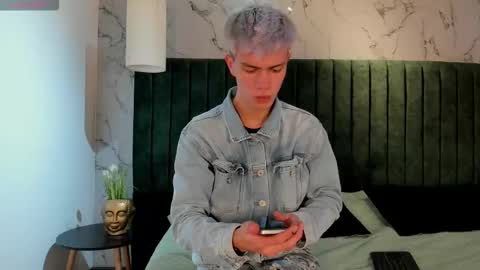 Nick  online show from December 15, 2025, 12:20 pm