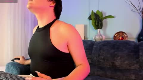 nicki_ripperton online show from January 8, 2026, 12:07 pm