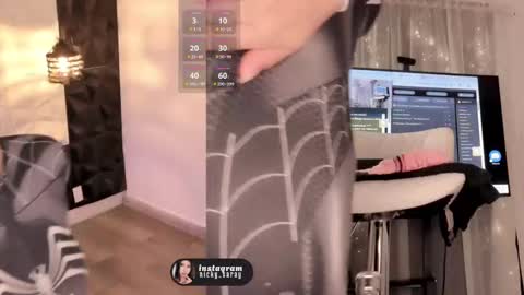 Nicky online show from October 25, 2025, 7:08 pm