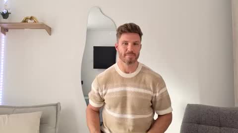 Snapshot of nickriverzxo chatting on June 19, 2026, 8:34 pm nickriverzxo online show from June 19, 2026, 8:34 pm