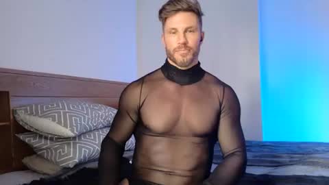 Snapshot of nickriverzxo chatting on June 20, 2026, 6:33 pm nickriverzxo online show from June 20, 2026, 6:33 pm