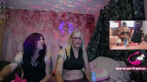nicktuuk online show from July 17, 2026, 11:42 pm