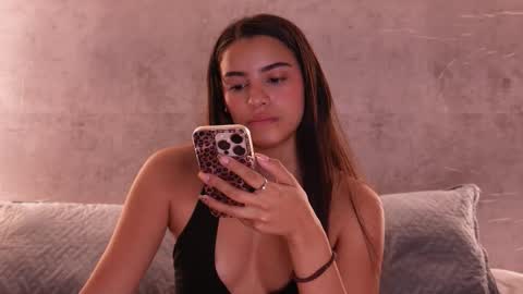 nicky and blake online show from November 10, 2025, 8:41 pm