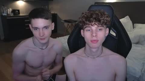 Nicki  Danny online show from October 22, 2025, 5:34 pm