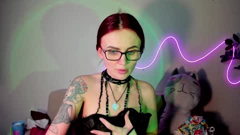 Nicky Weekends online show from December 10, 2024, 3:20 am