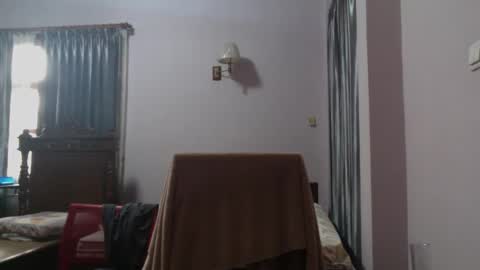 Snapshot of nickyang75 chatting on December 13, 2024, 12:53 am nickyang75 online show from December 13, 2024, 12:53 am