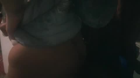 nickythehawtie online show from April 16, 2026, 12:33 am