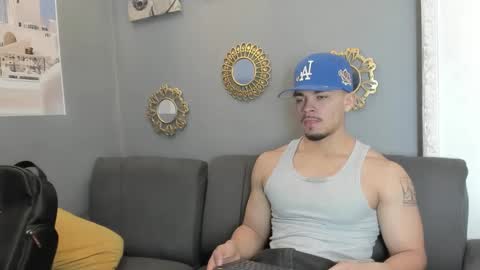 nico_blaze7 online show from November 20, 2025, 12:27 pm