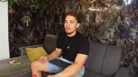 nico_blaze7 online show from January 8, 2026, 12:29 pm