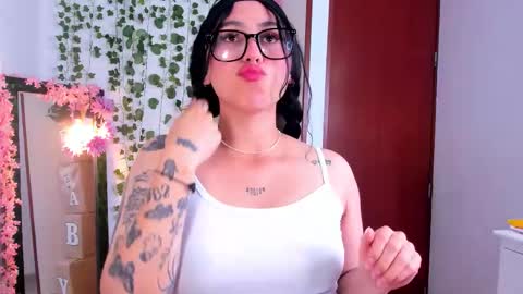 Nico online show from September 29, 2025, 12:05 am