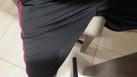 Snapshot of nicocar83 chatting on March 4, 2026, 8:09 am Carlos Nico online show from March 4, 2026, 8:09 am