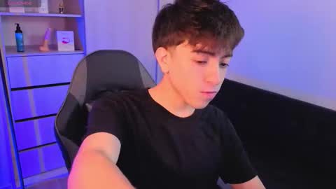 Snapshot of nicoisonline chatting on September 24, 2025, 7:39 pm Nicolas online show from September 24, 2025, 7:39 pm