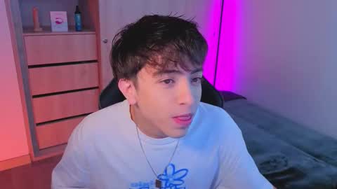 Snapshot of nicoisonline chatting on October 10, 2025, 8:08 pm Nicolas online show from October 10, 2025, 8:08 pm